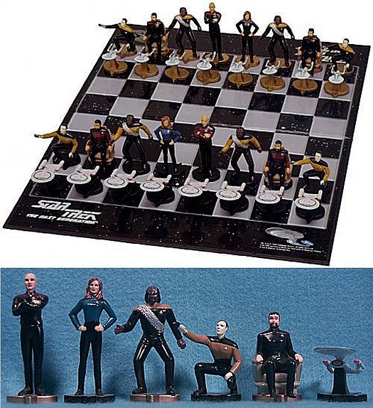  Star Trek: The Next Generation - Chess Set / Game : Toys & Games