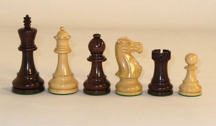 Rosewood & Boxwood Chessmen Set